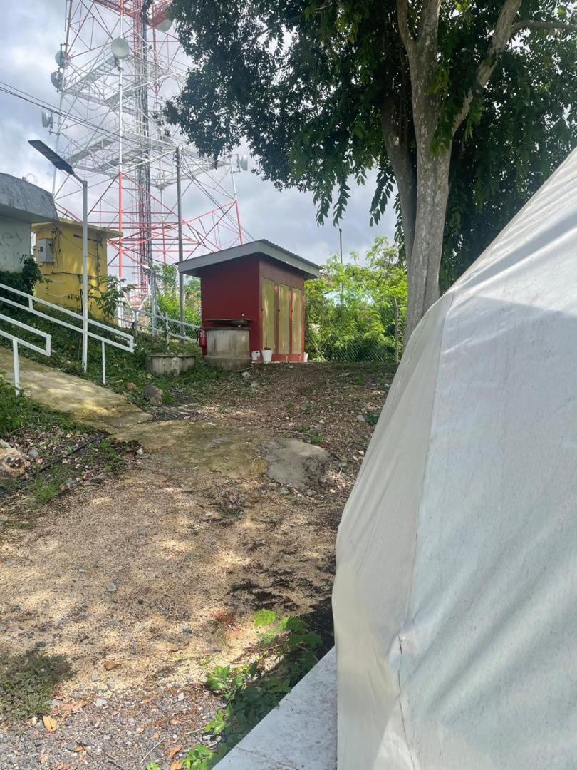 ホテル Gunung Medan Glamping & Cafe カンガー エクステリア 写真