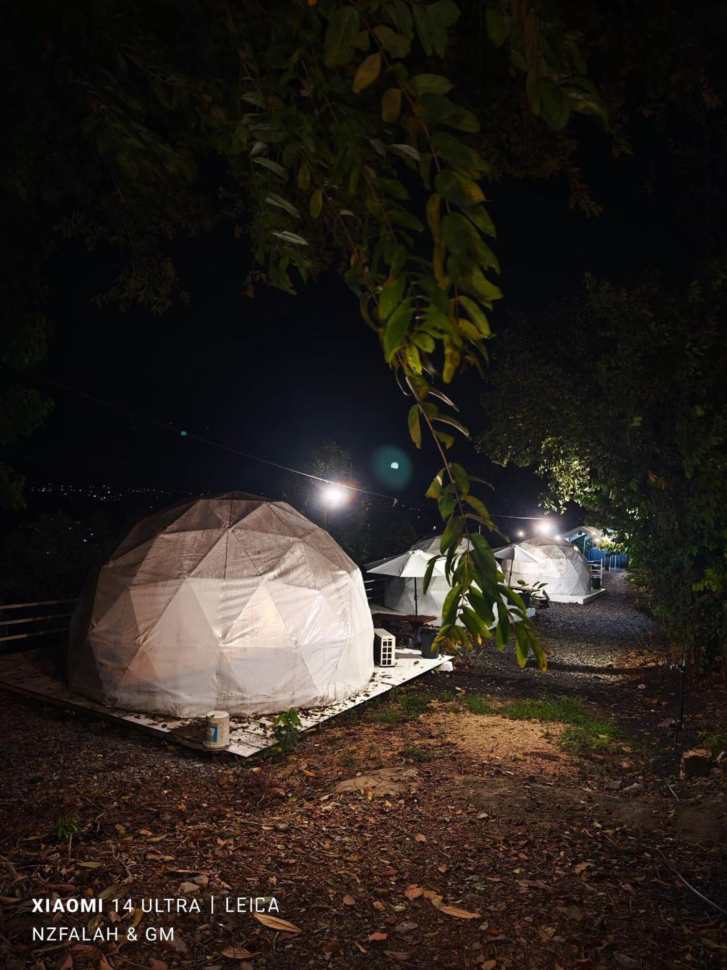 ホテル Gunung Medan Glamping & Cafe カンガー エクステリア 写真